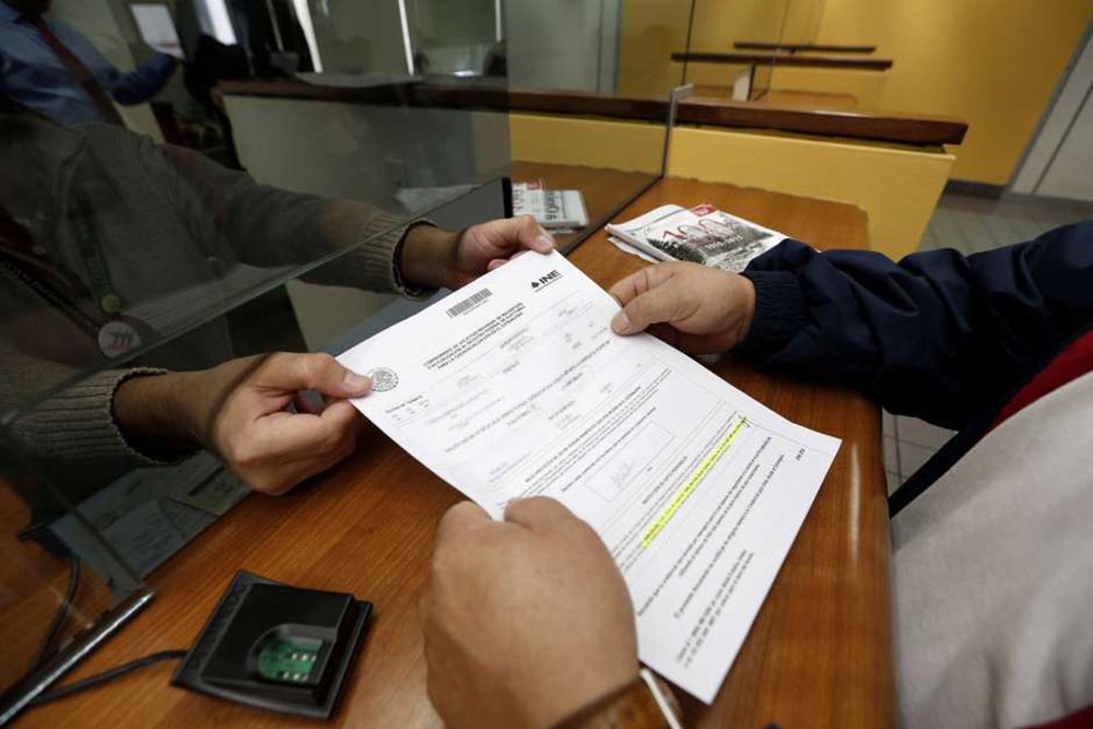 Embajadas y consulados emitirán actas de nacimiento a mexicanos en el extranjero