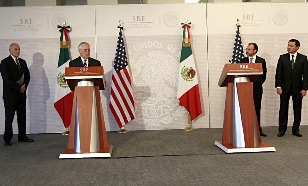 “No habrá deportaciones masivas ni militares en la frontera con México”