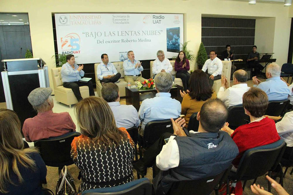 Universitarios orgullosos de Radio UAT