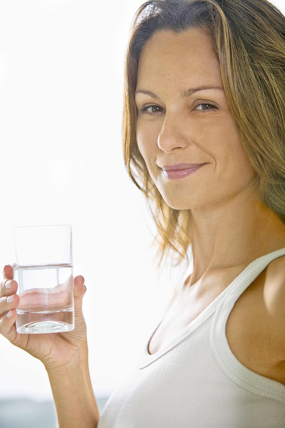 Hidratación evita fatiga y dolores de cabeza