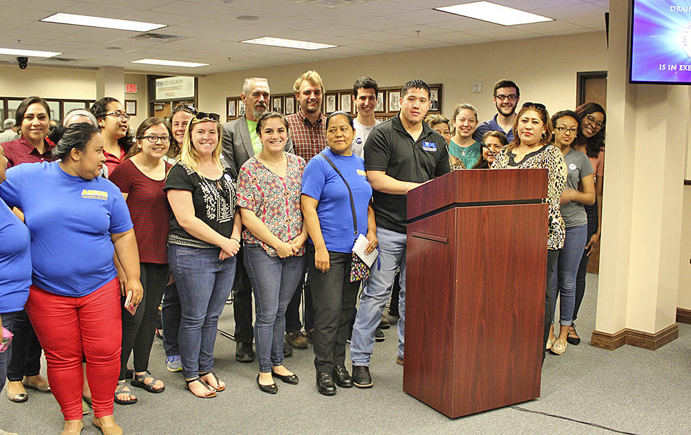 Oposición a construcción del muro sobre diques del río Bravo