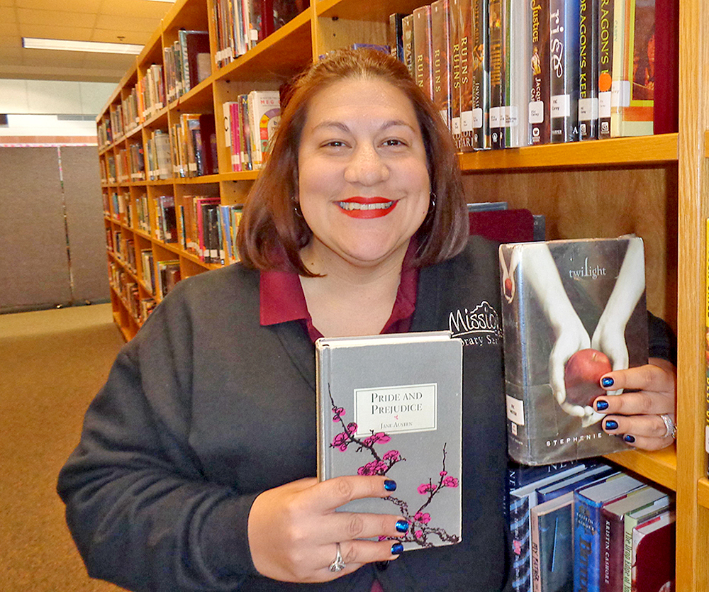 Seleccionan a bibliotecaria del Valle para comité estatal