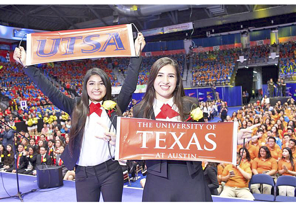 Festejan las escuelas IDEA su decimoséptimo aniversario cosechando éxitos