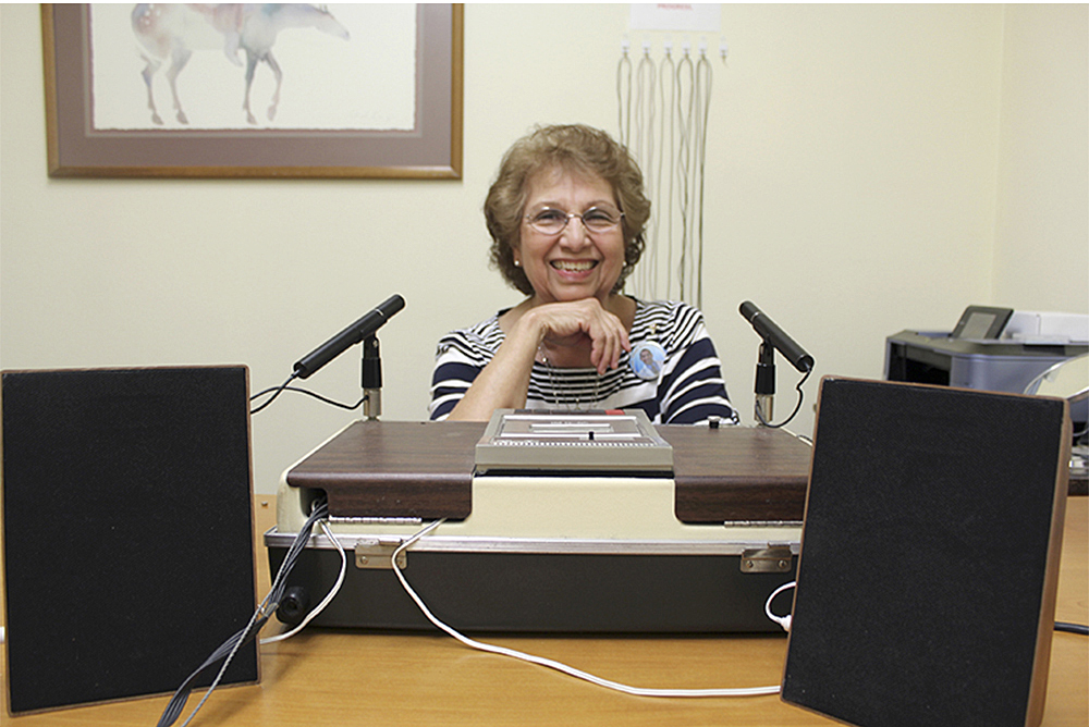 Nueva generación de jóvenes con problemas auditivos