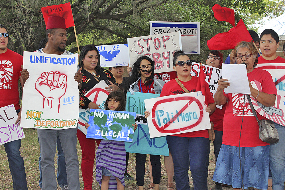 Rechazan organizaciones ley anti-inmigrante de Texas