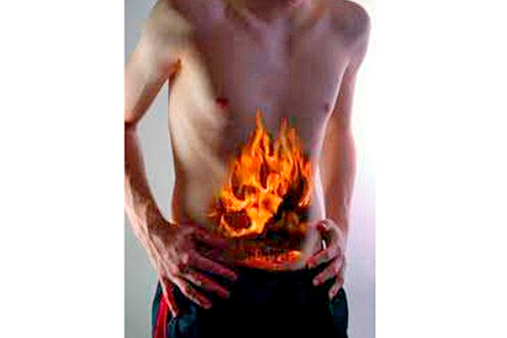 Médicos recomiendan alimentación adecuada para evitar reflujo