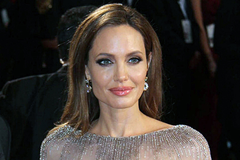 Angelina Jolie compra mansión en Los Ángeles por 24 mdd