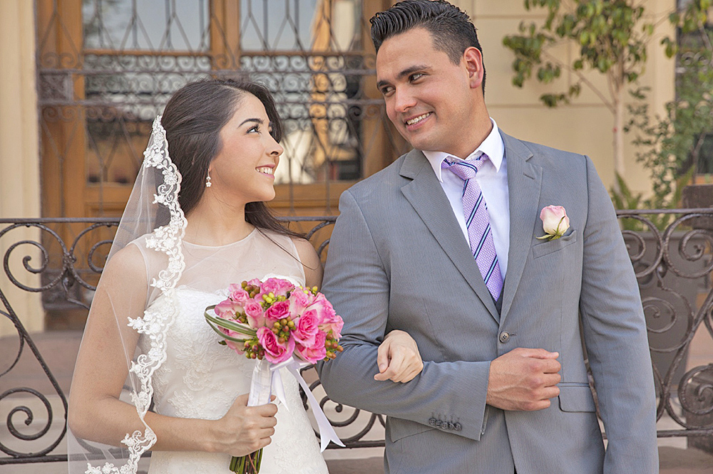 Los recién casados en el verano deben pensar en los impuestos