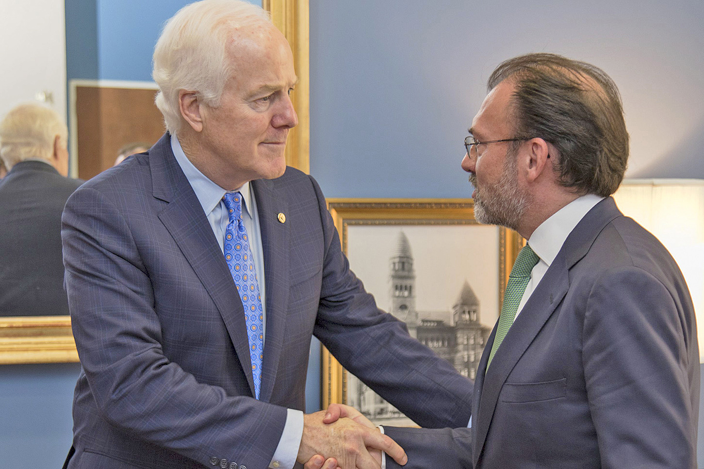 Impulsan Cornyn y Videgaray el TLCAN