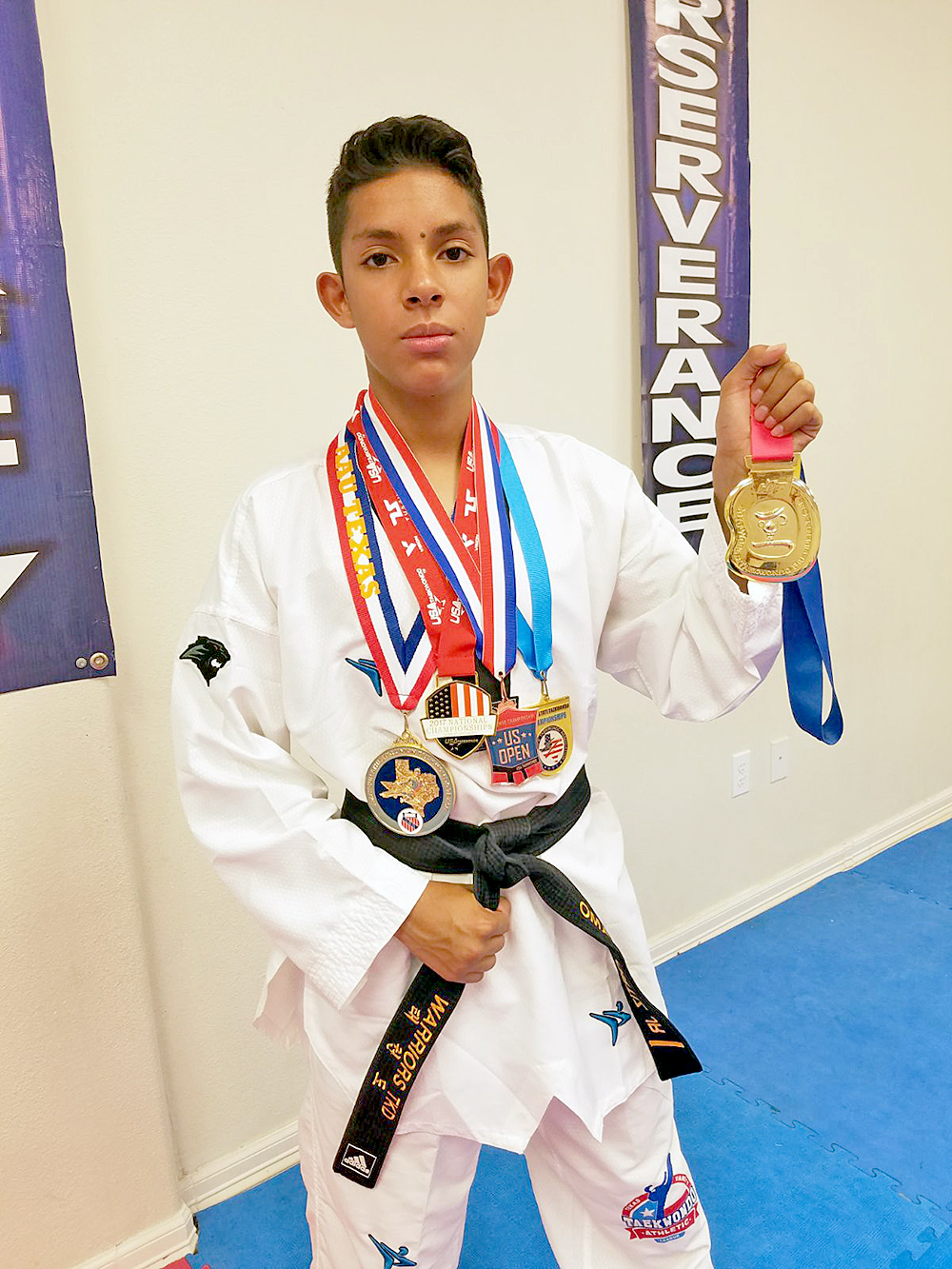 Estudiante de PSJA Memorial Early College gana Campeonato Nacional de Taekwondo