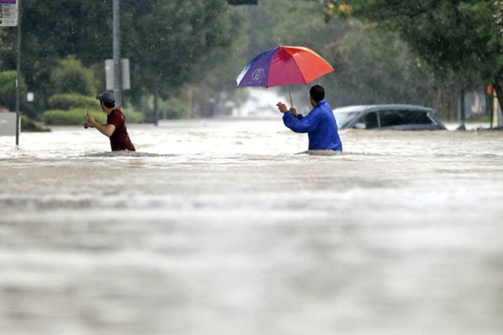 Houston enfrenta inundaciones sin precedentes