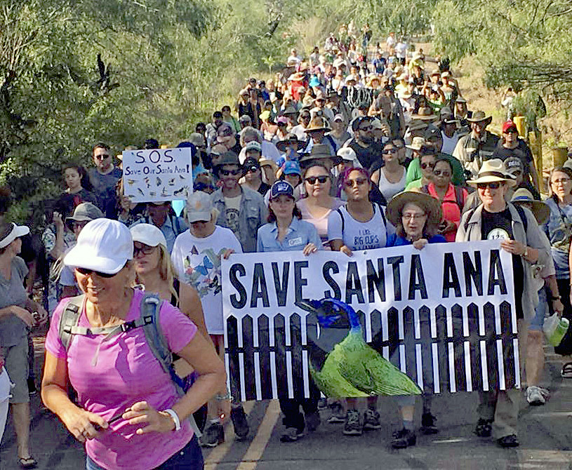 Construcción del muro desata protestas
