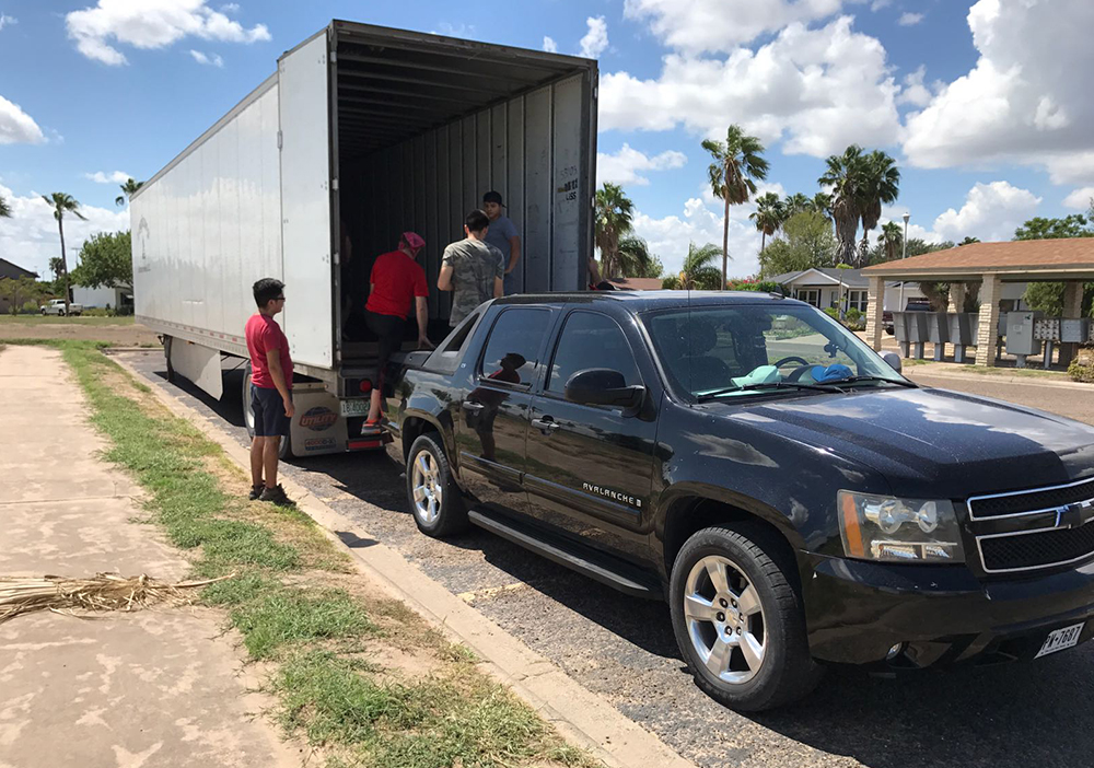 Se desborda ayuda de mexicanos en EUA para damnificados por terremotos