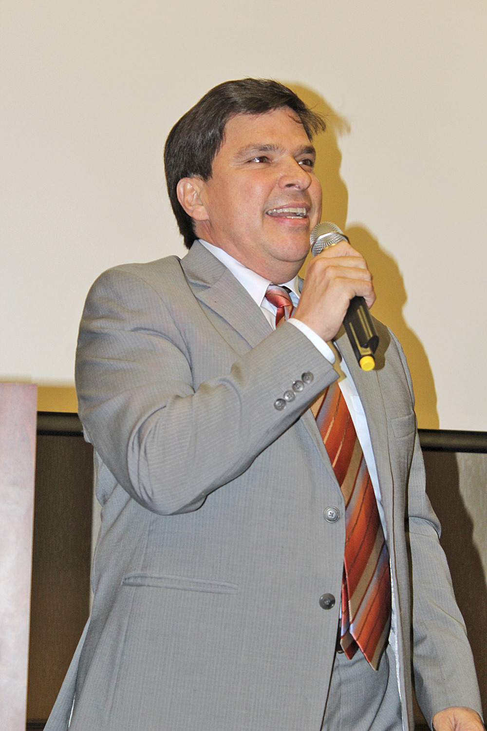 Gestionan facilitar depósitos de mexicanos en EU