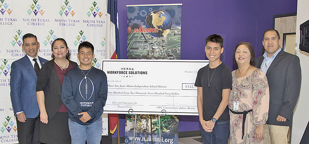 Entregan fondos para Desarrollo de Habilidades