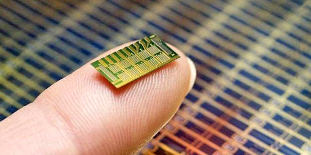 Desarrollan microchips que imitan funciones del cerebro humano