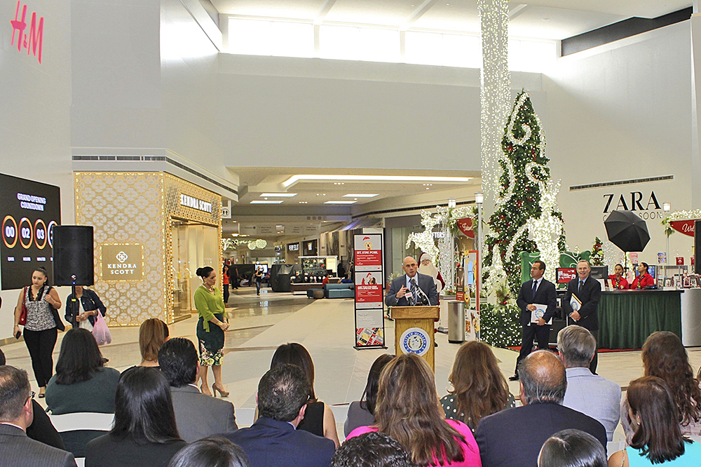 Abren nueva área de la Plaza Mall