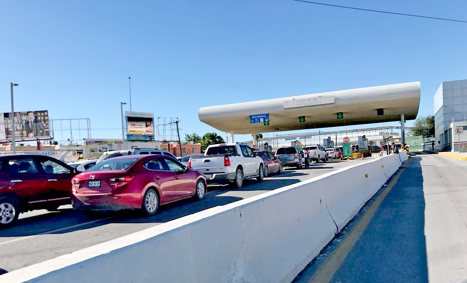 Repunta comercio en el Valle