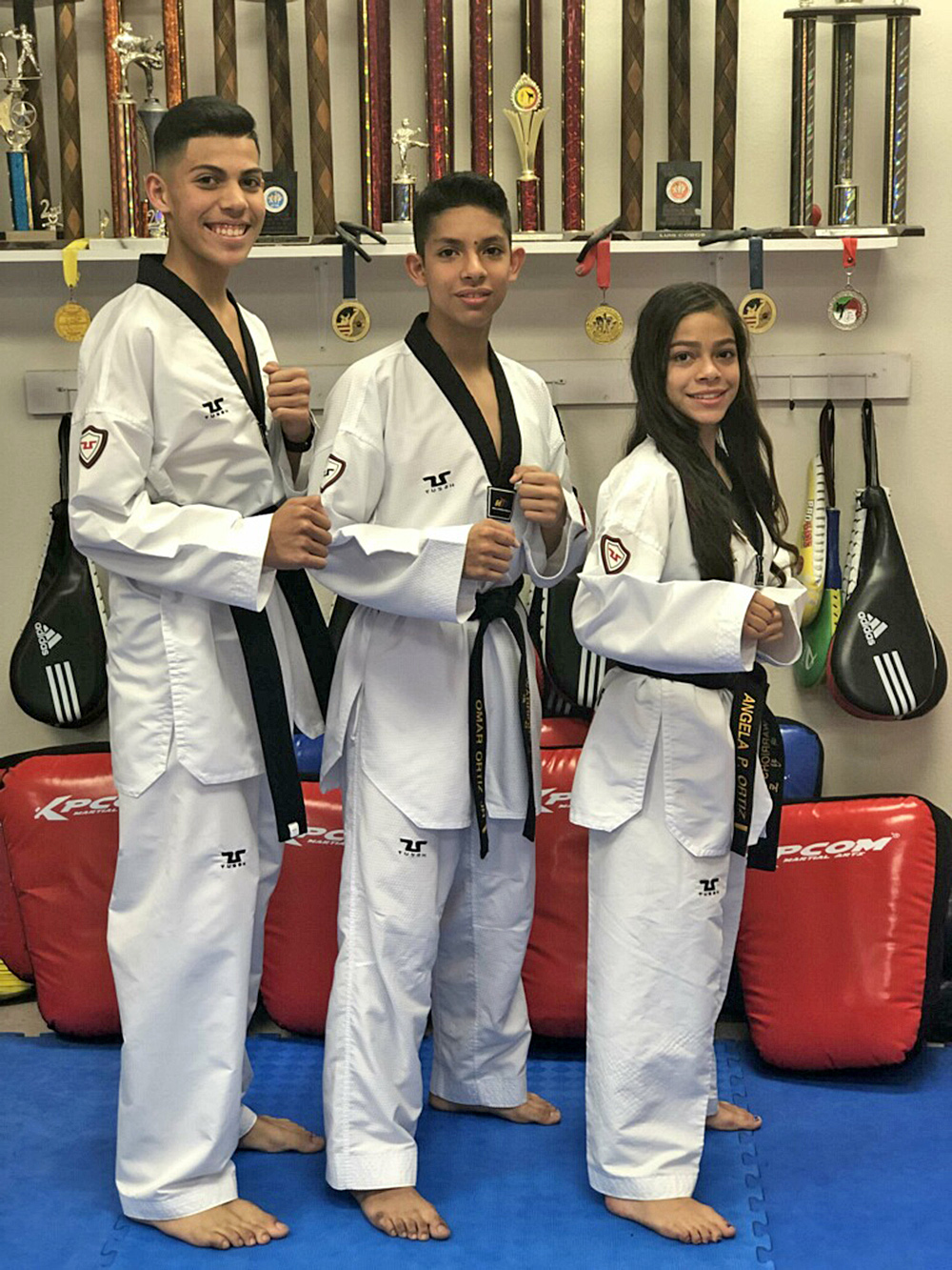 Estudiantes van al nacional de Taekwondo