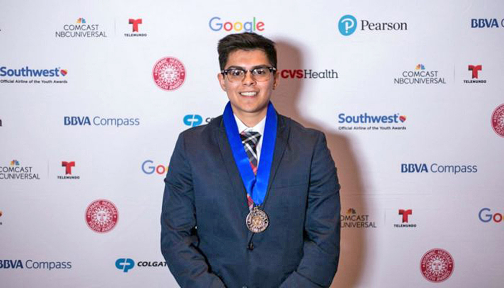 Estudiante de PSJA ISD recibe premio nacional