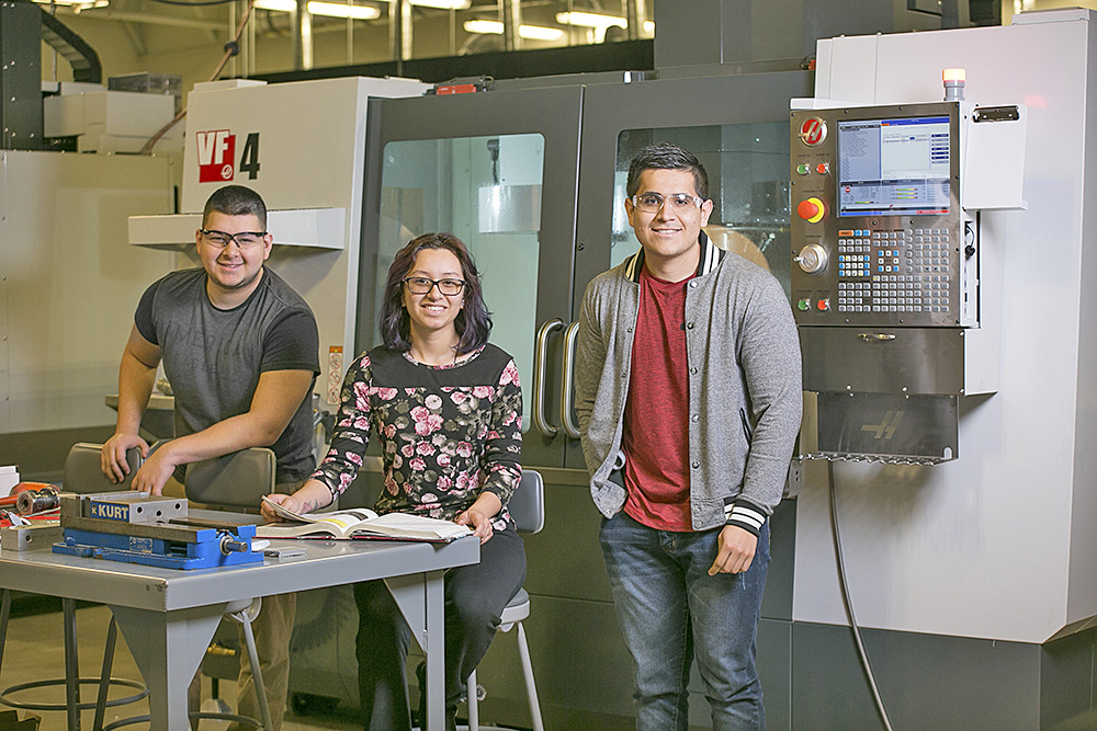 STC anfitrión de Manufacturing Career Expo