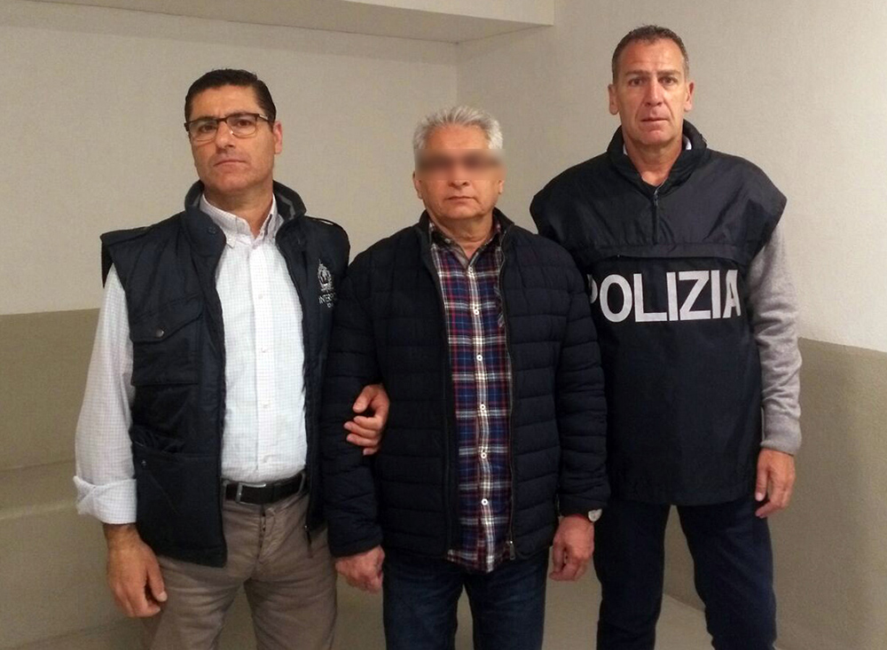 Llega Yarrignton a EU para enfrentar cargos por drogas y lavado