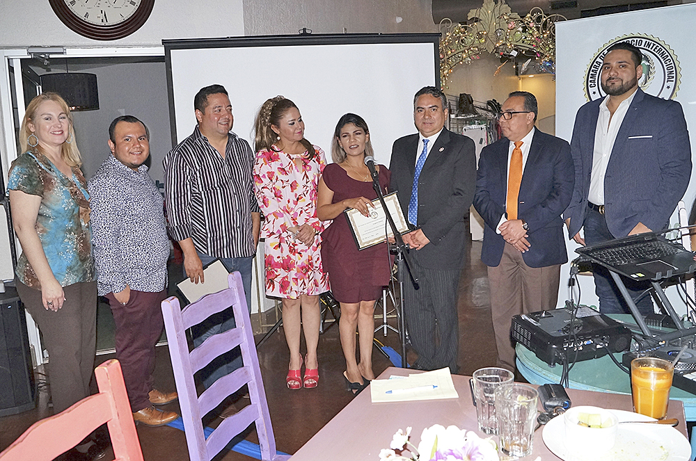 CAMCOIN realiza evento en honor de madres empresarias