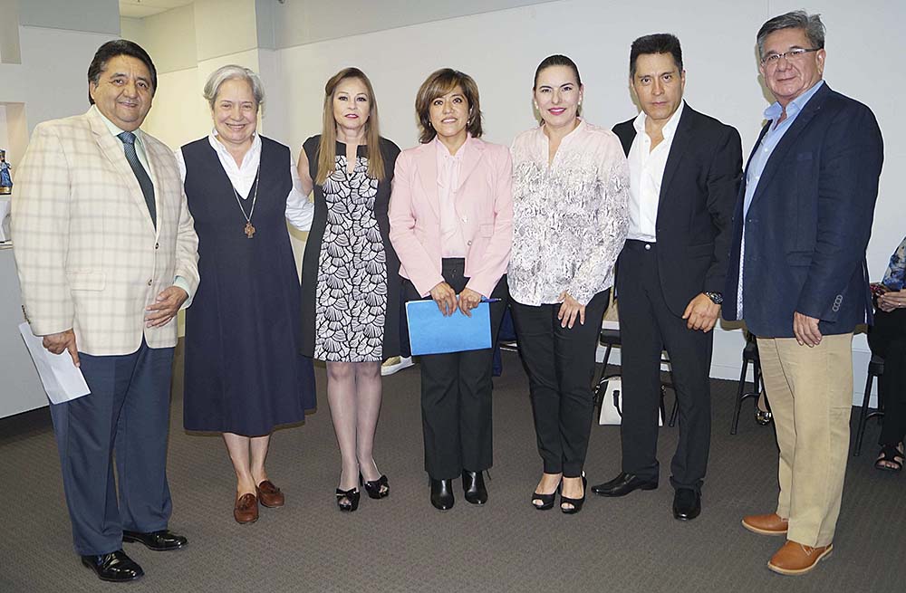 Inauguran exhibición pictórica “Una identidad. Varias miradas”