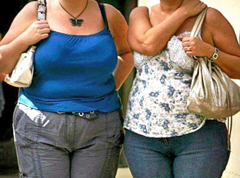 Mujeres con sobrepeso que logran adelgazar evitan cáncer de útero