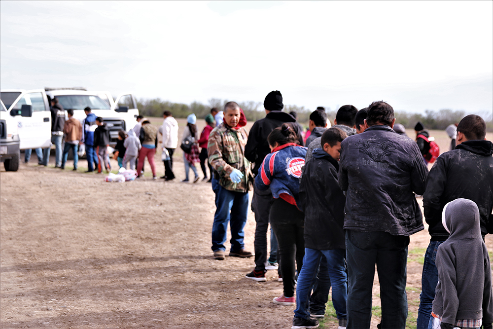 Detienen 1,300 indocumentados en un día, en el Valle de Texas