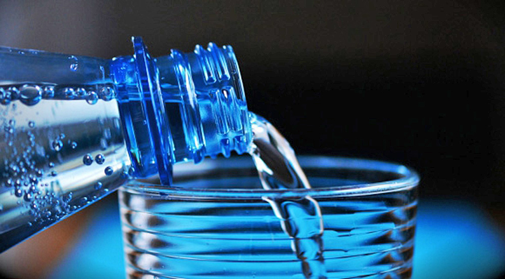 Estudio revela que los seres humanos están contaminados con plástico