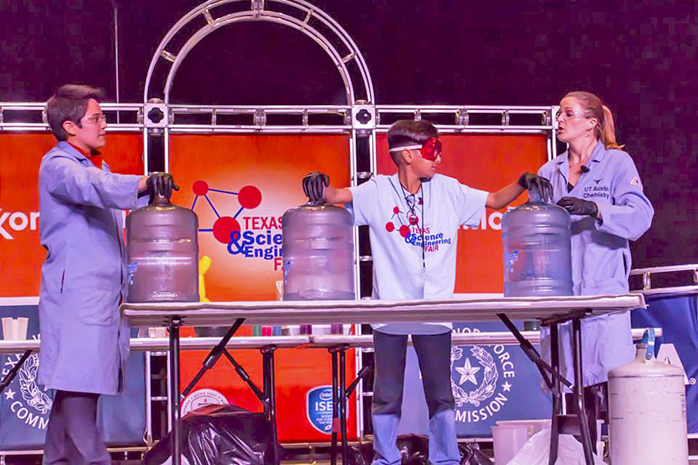 Número récord de estudiantes de McAllen ISD en Feria de Ciencias e Ingeniería