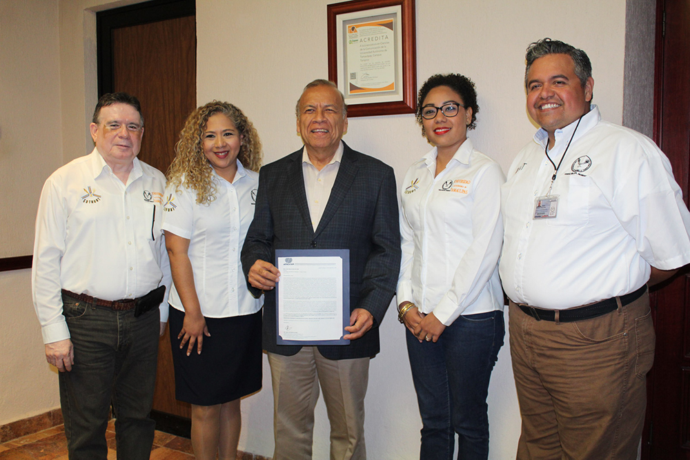 Realizarán certificación en Francia maestros de turismo