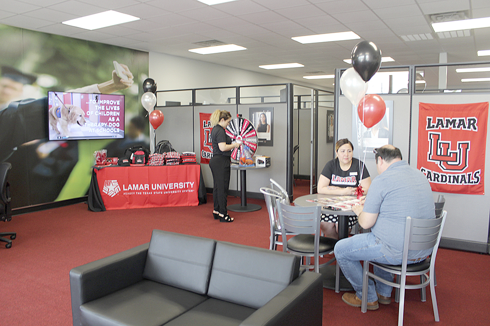 Universidad Lamar inaugura Centro de Servicios Estudiantiles