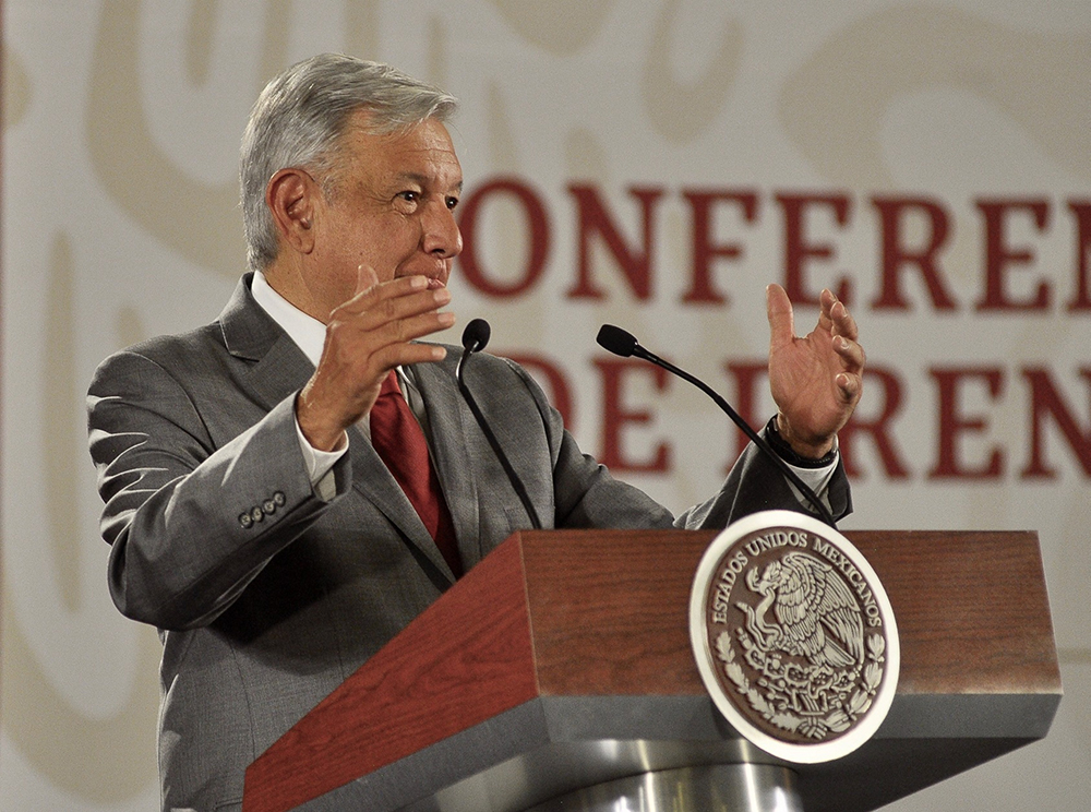 México cumple su responsabilidad en política migratoria López Obrador