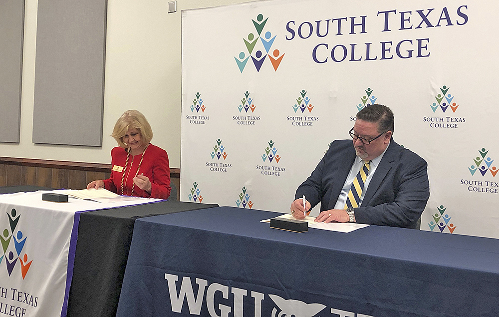 WGU Texas y South Texas College firman acuerdo
