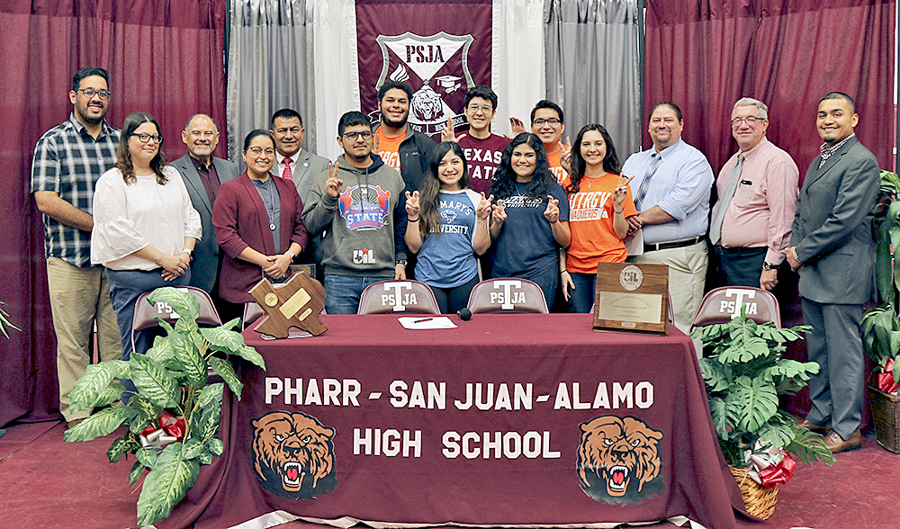 Estudiantes de PSJA Early College HS se comprometen con programas de música universitaria
