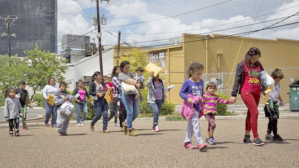 EU “removerá” a millones de migrantes ilegales: Trump