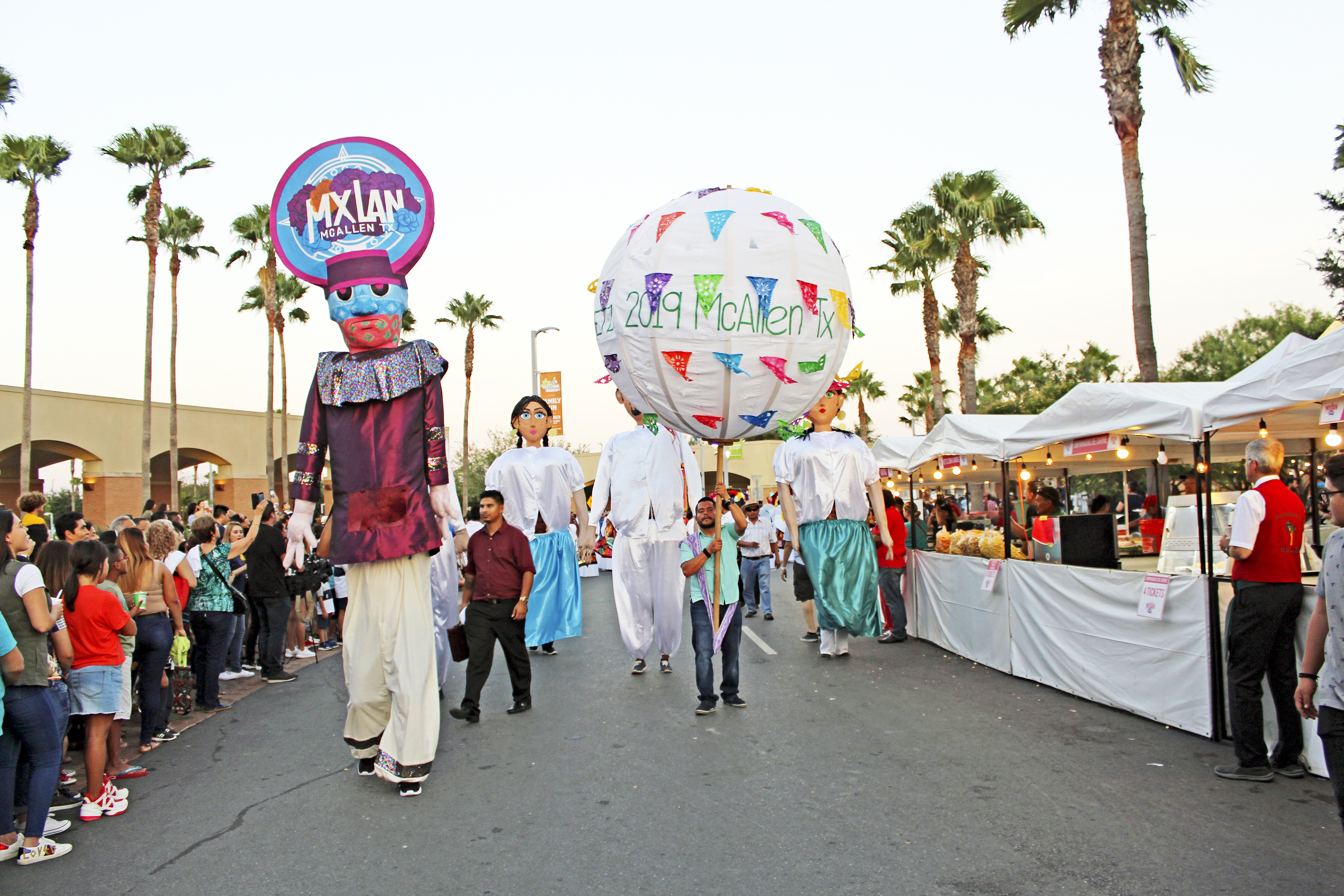 Mxlan, gran foro de espectáculo y folclore