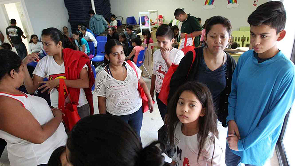 Aprueban fondos de emergencia para ayuda humanitaria en la frontera