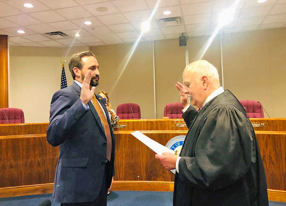 En funciones de comisionado de McAllen “Seby” Haddad