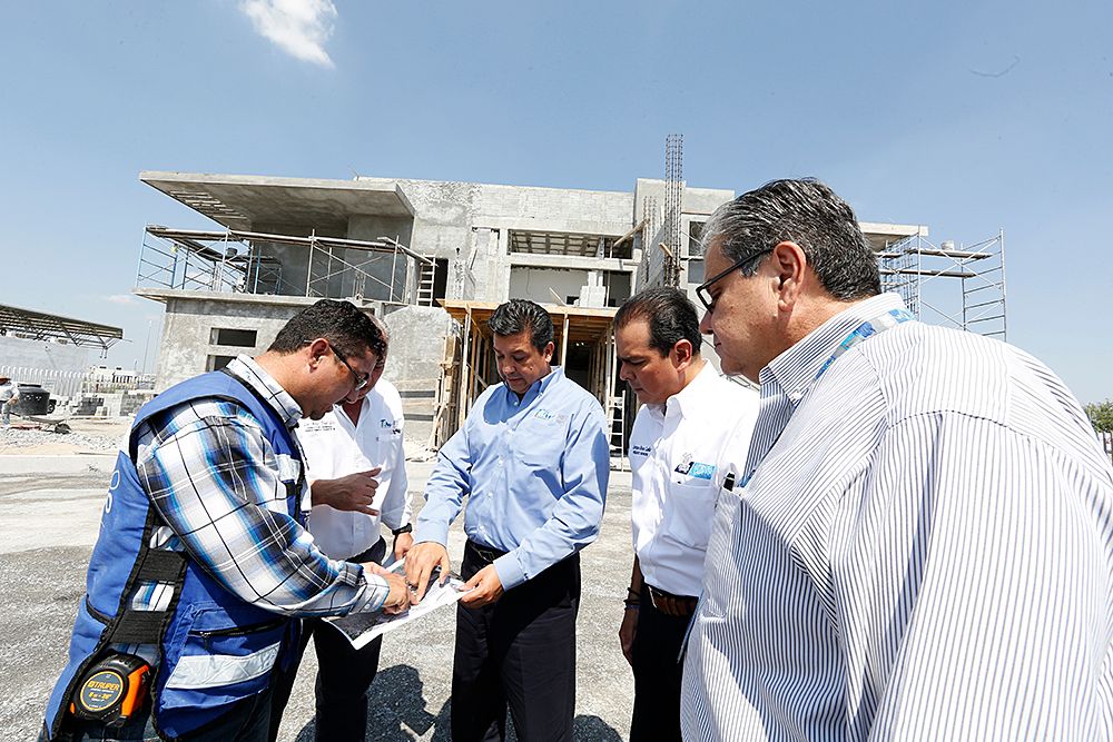 Supervisa Gobernador obras en puente internacional Nuevo Laredo III