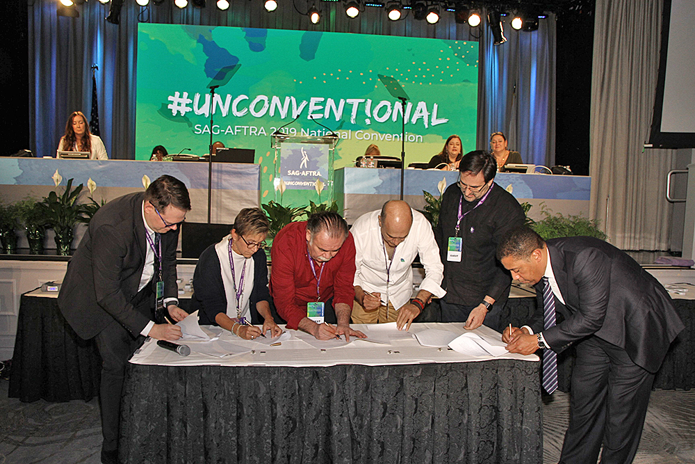 Sindicatos de actores de México y E. Unidos firman histórico acuerdo