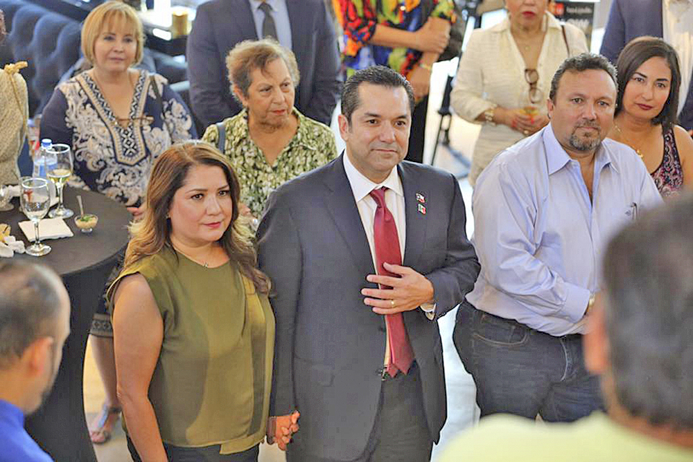 Centro de Liderazgo BiCOOLtural celebra encuentro empresarial
