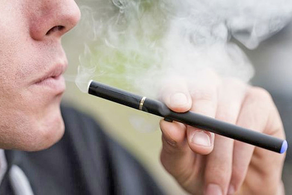 Vapeo causa 33 muertes y mil 479 enfermos en EUA