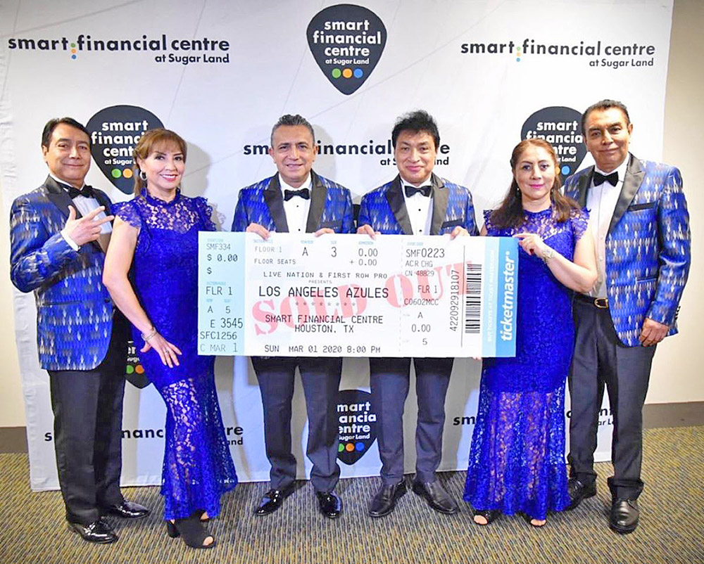 Los Angeles Azules arrancan gira rompiendo récords de taquilla