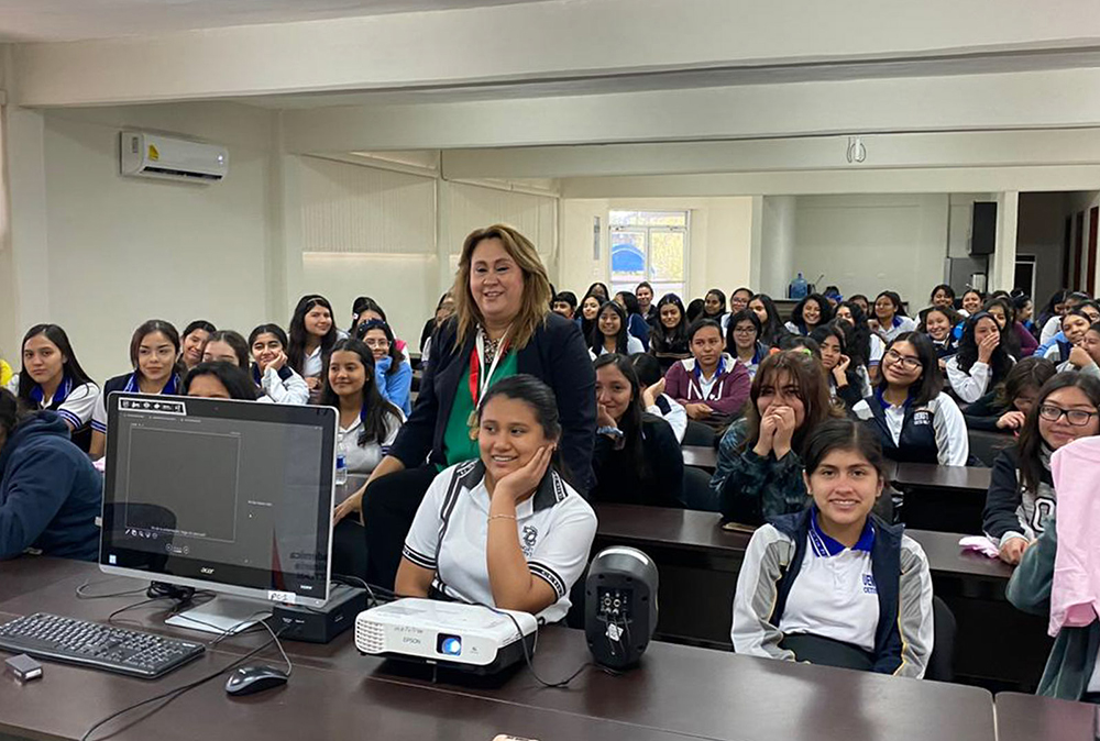Difunden actividad en Día de la Mujer y la Niña en laciencia