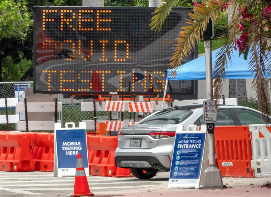 La COVID-19 sigue en ascenso en el sur y oeste de E. U.