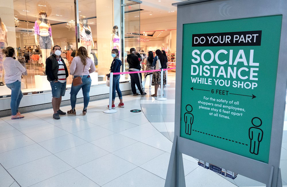 La economía de EU se hunde un 32.9 % anual en el segundo trimestre