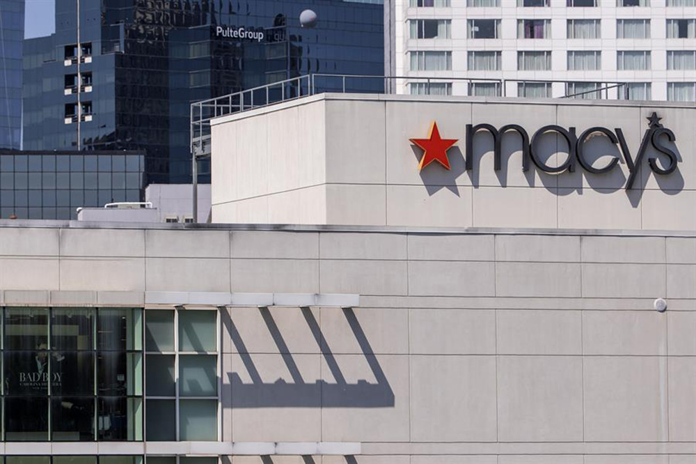 Macy’s reparte 9 millones entre sus directivos tras despedir a 3.900 personas